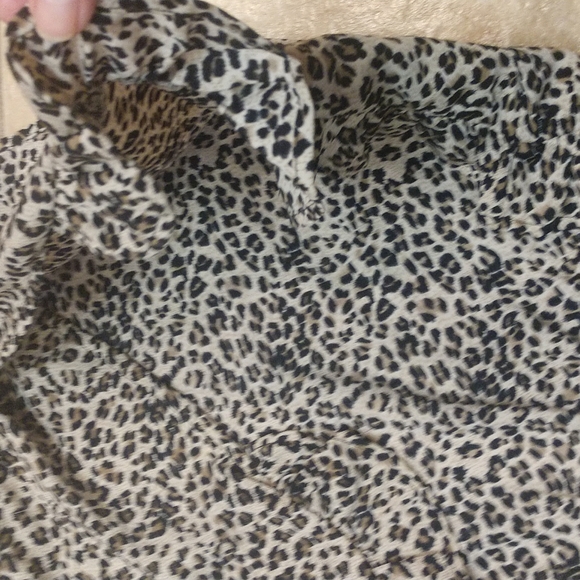 M L Kids Leopard Top - Picture 8 of 10